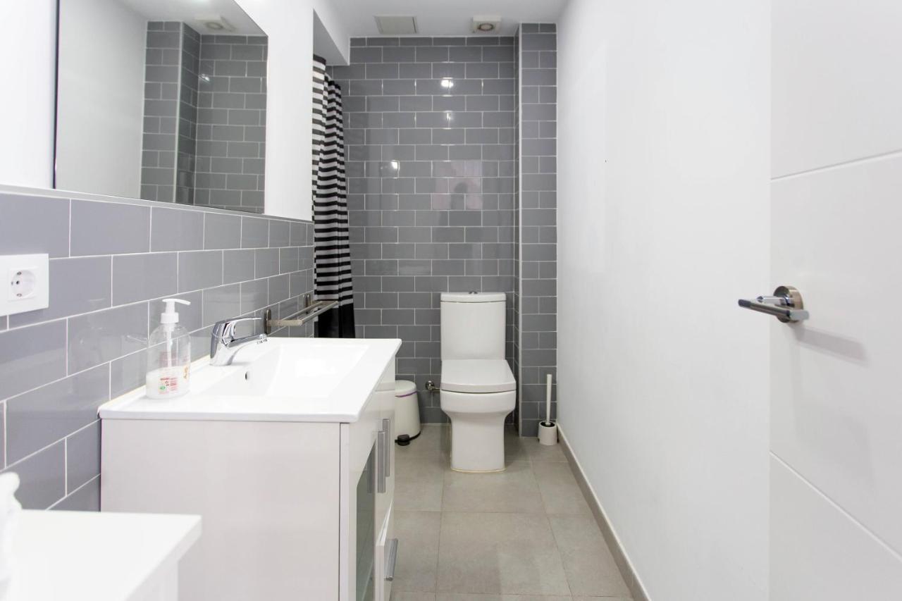 Ferienwohnung Duplex Penthouse With Terrace By Thegoodtourist Sevilla Exterior foto